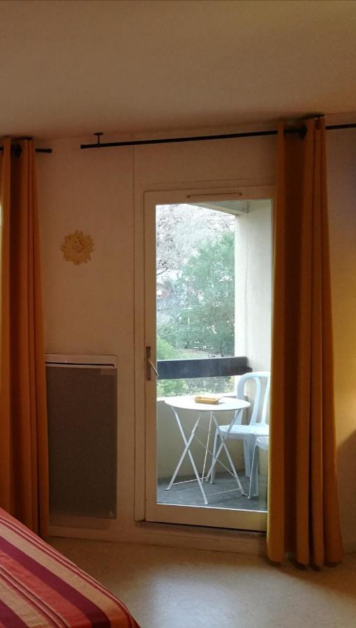 Studio "Le Rigaou" Gréoux-les-Bains Exteriör bild